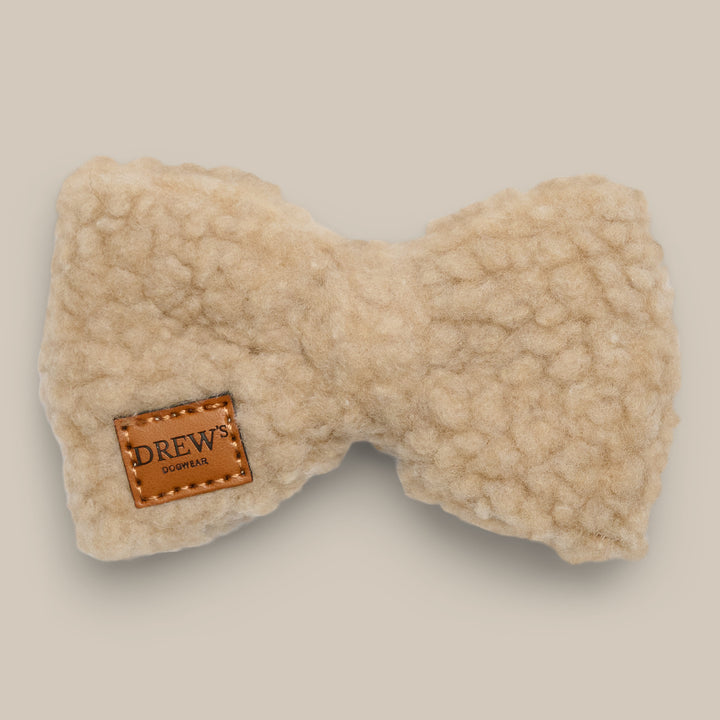 Butterfly til hund i beige teddy