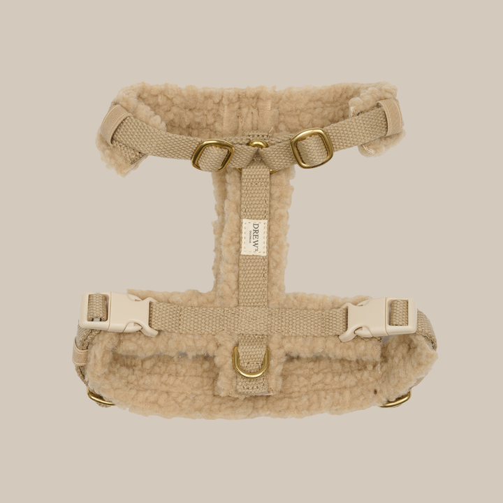Beige hundesele i teddy materiale. Blød og varm Y-sele