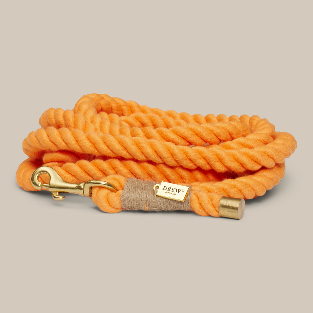 Justerbar og blød hundesnor i farven peach (orange).